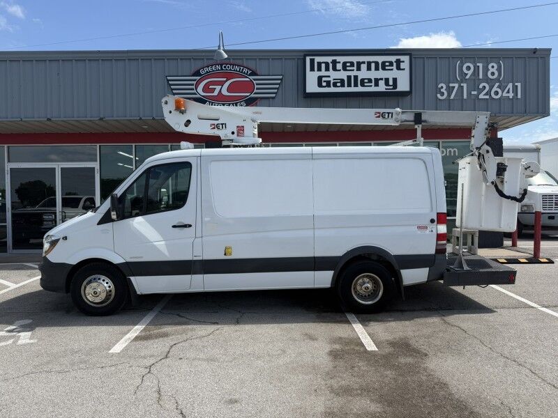 2016 Mercedes-Benz Sprinter 3500 DRW Cargo Van Bucket Truck Collinsville OK