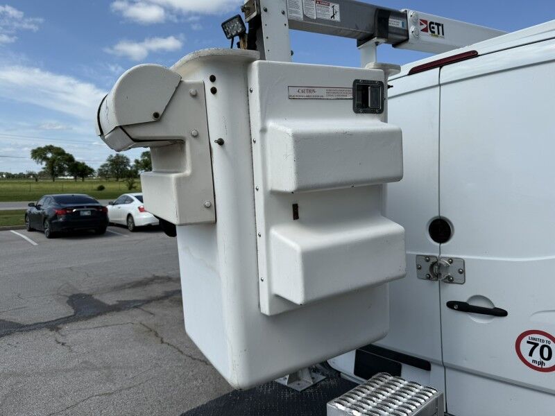 2016 Mercedes-Benz Sprinter 3500 DRW Cargo Van Bucket Truck Collinsville OK