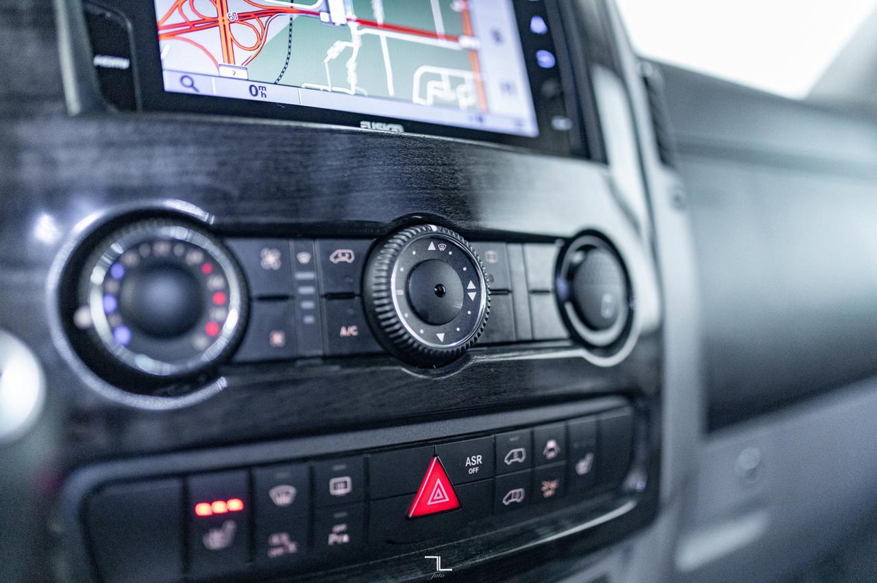 2016 Mercedez-Benz 3500 Sprinter 4x4 Airstream Interstate Diesel Leather Nav BCam TV Red Deer AB