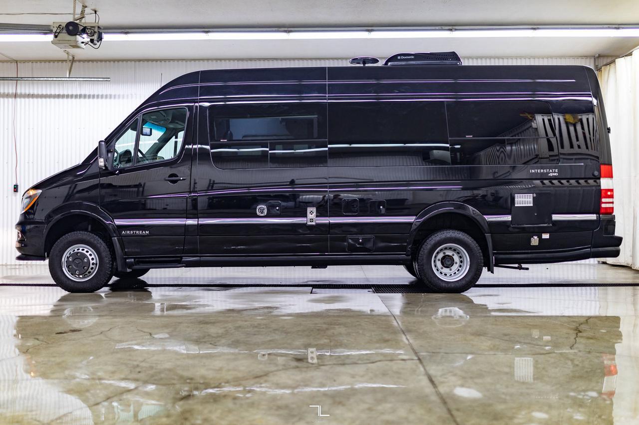 2016 Mercedez-Benz 3500 Sprinter 4x4 Airstream Interstate Diesel Leather Nav BCam TV Red Deer AB