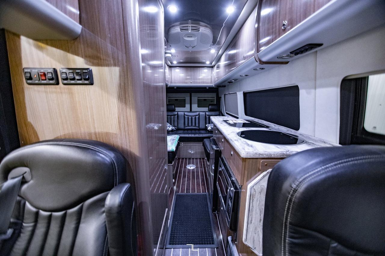 2016 Mercedez-Benz 3500 Sprinter 4x4 Airstream Interstate Diesel Leather Nav BCam TV Red Deer AB