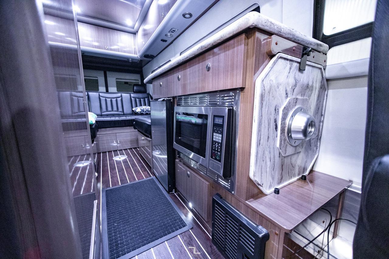 2016 Mercedez-Benz 3500 Sprinter 4x4 Airstream Interstate Diesel Leather Nav BCam TV Red Deer AB