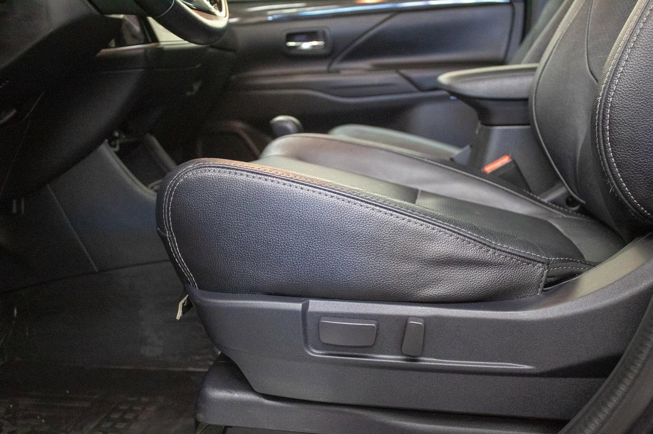 2016 Mitsubishi Outlander AWD GT LEATHER ROOF NAV Red Deer AB