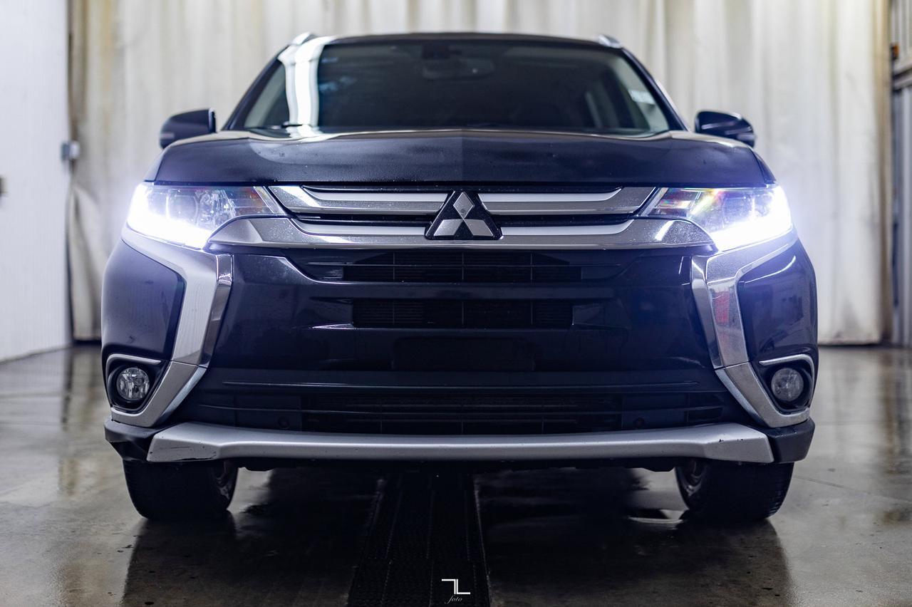 2016 Mitsubishi Outlander AWD GT Leather Roof BCam Red Deer AB