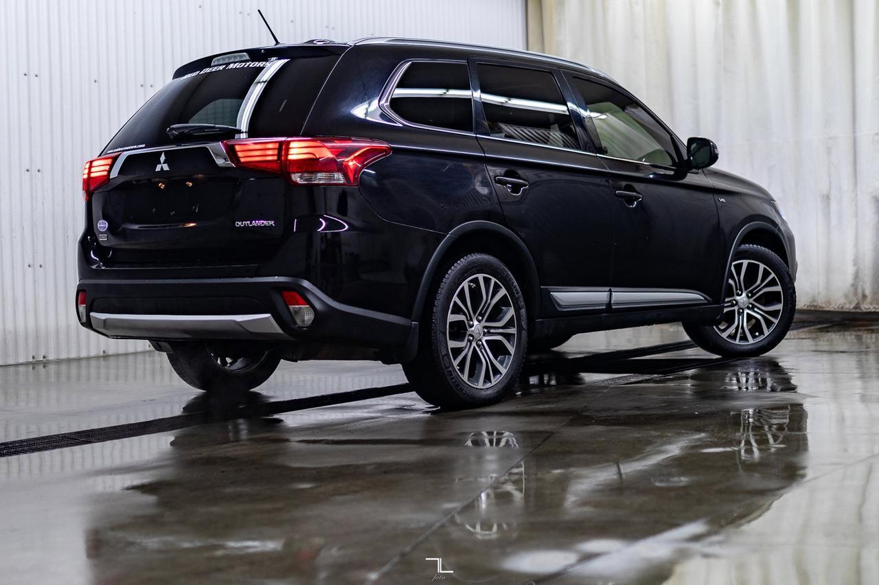 2016 Mitsubishi Outlander AWD GT Leather Roof BCam Red Deer AB
