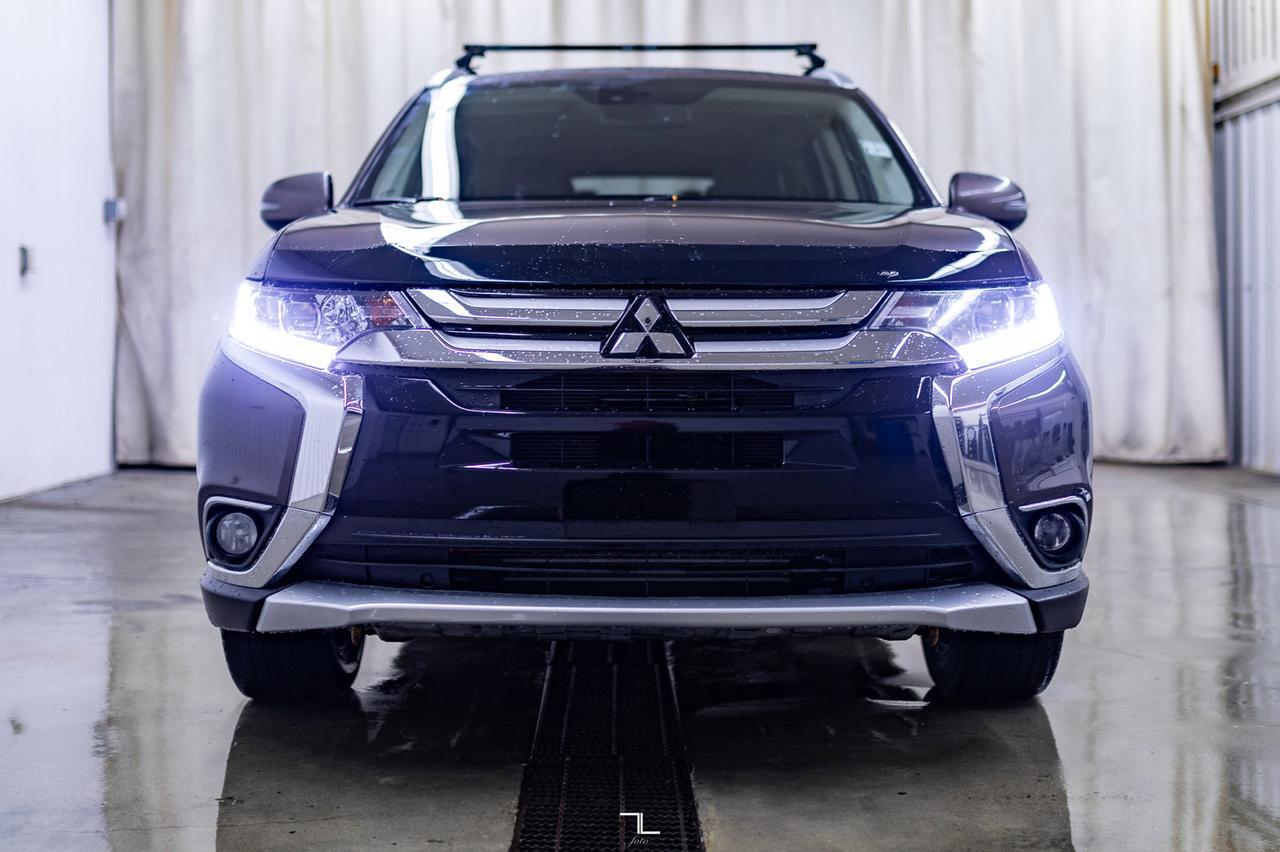 2016 Mitsubishi Outlander AWD GT Leather Roof Nav BCam Red Deer AB