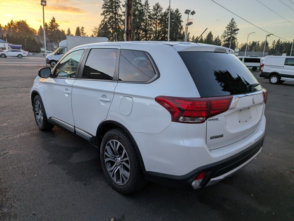 2016 Mitsubishi Outlander ES Milwaukie OR