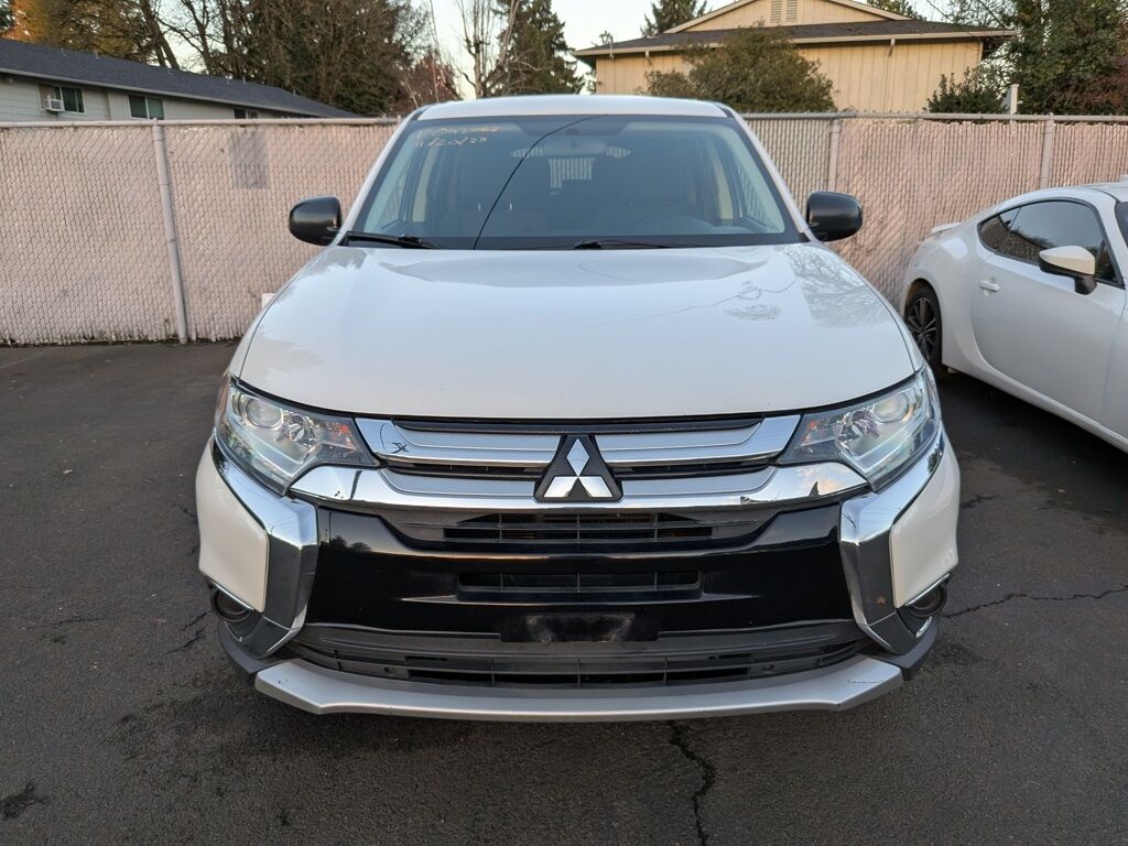 2016 Mitsubishi Outlander ES Milwaukie OR