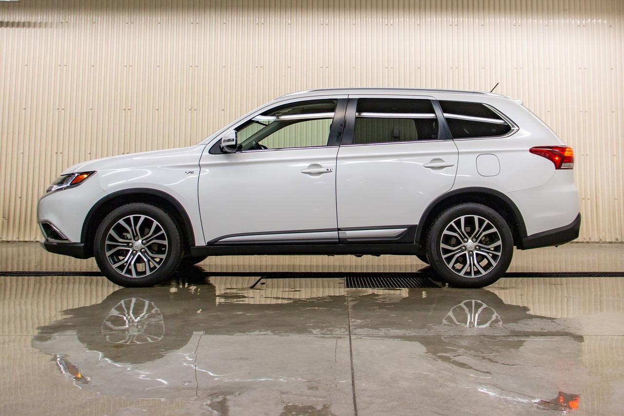 2016 Mitsubishi Outlander GT Red Deer AB