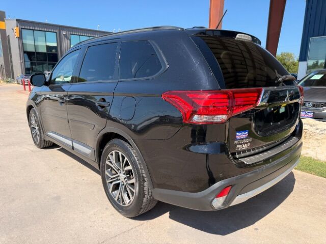 2016 Mitsubishi Outlander SE | SEL