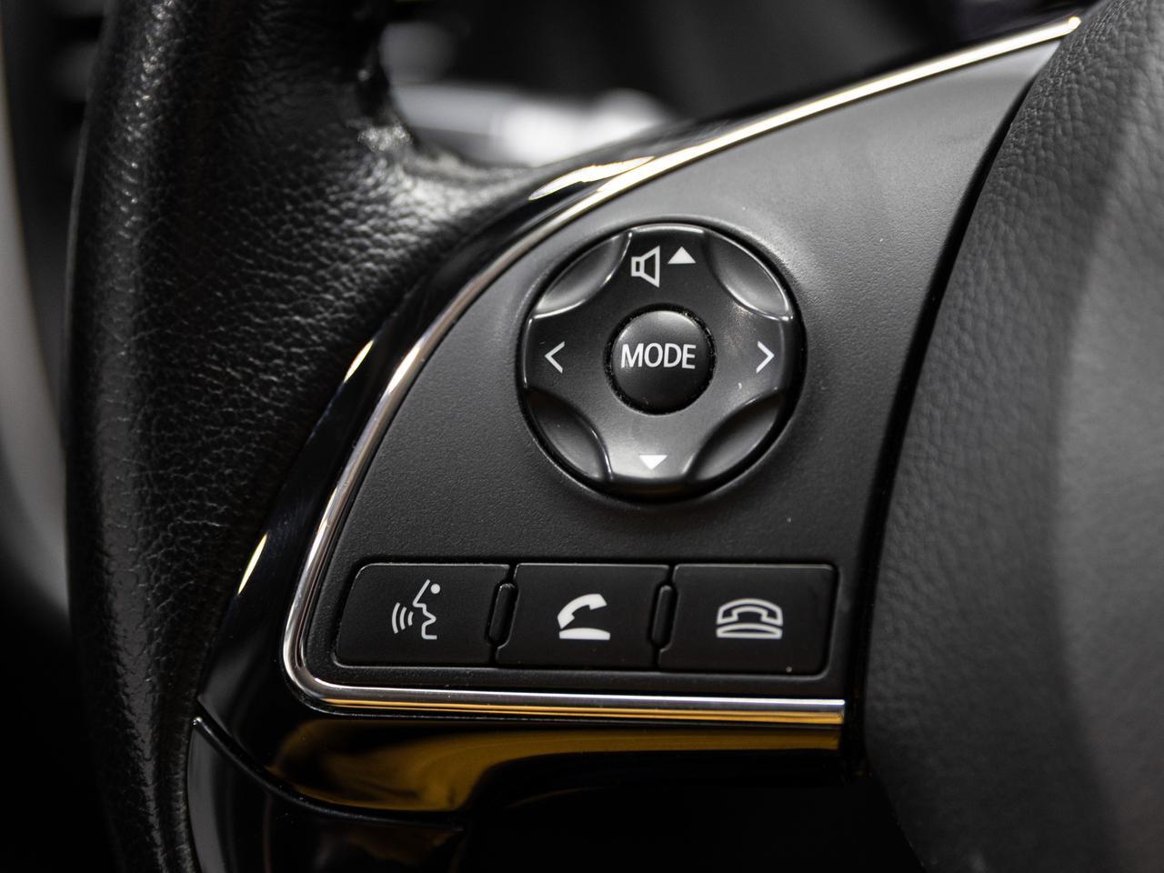 2016 Mitsubishi Outlander SE AWD 7-Passenger Cranberry PA