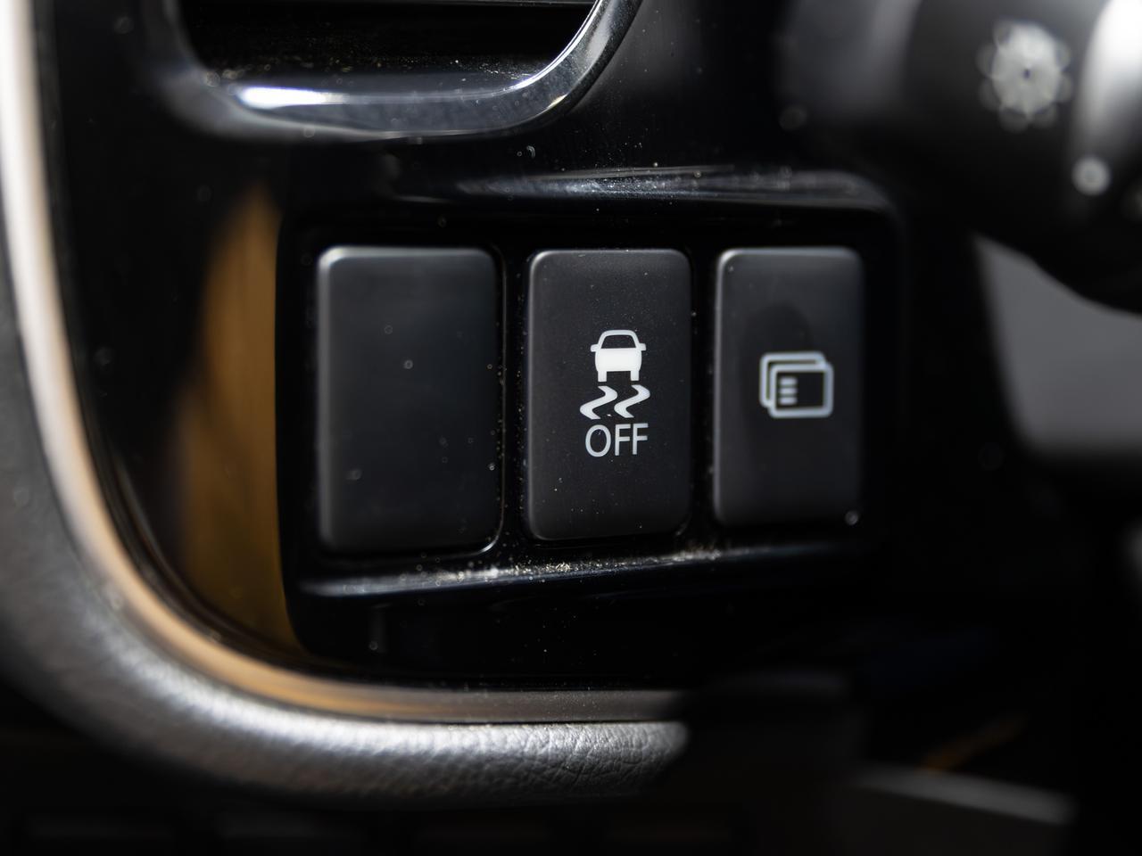 2016 Mitsubishi Outlander SE AWD 7-Passenger Cranberry PA