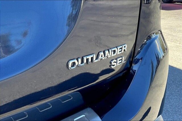 2016 Mitsubishi Outlander SE Altoona PA