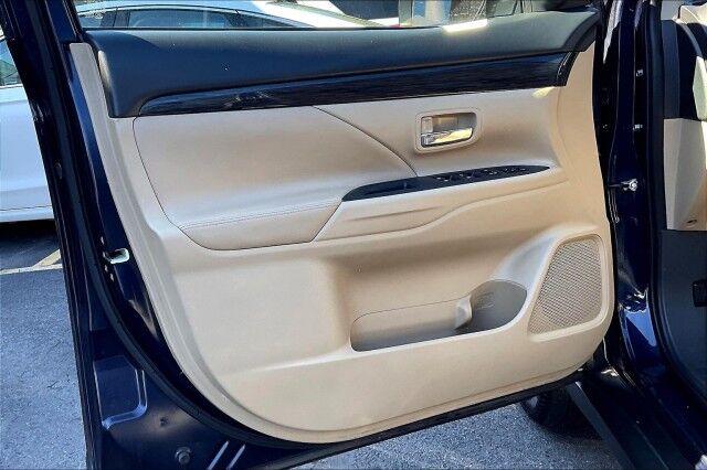 2016 Mitsubishi Outlander SE Altoona PA