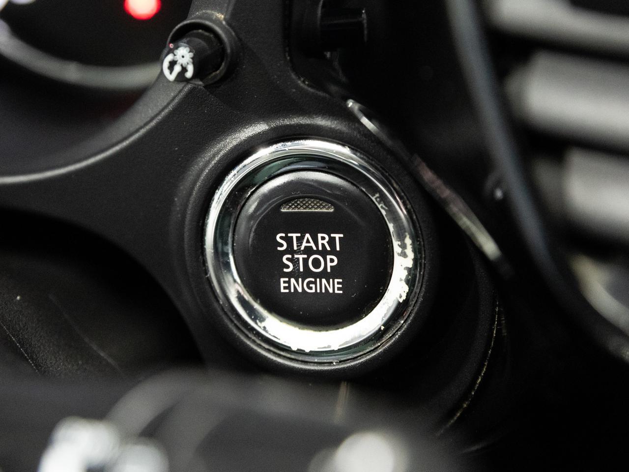 2016 Mitsubishi Outlander SEL AWD 7-Passenger Cranberry PA