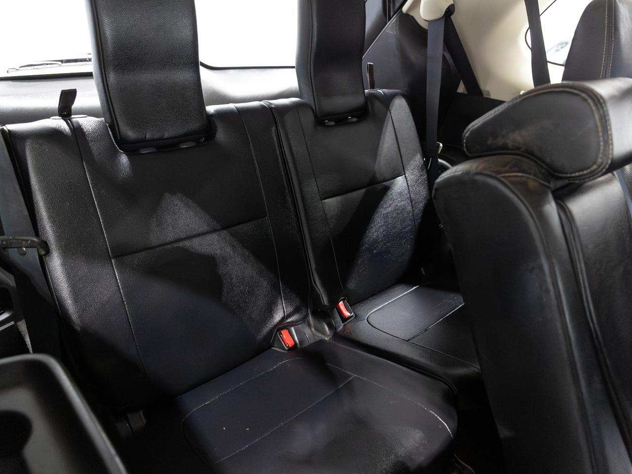 2016 Mitsubishi Outlander SEL AWD 7-Passenger Cranberry PA