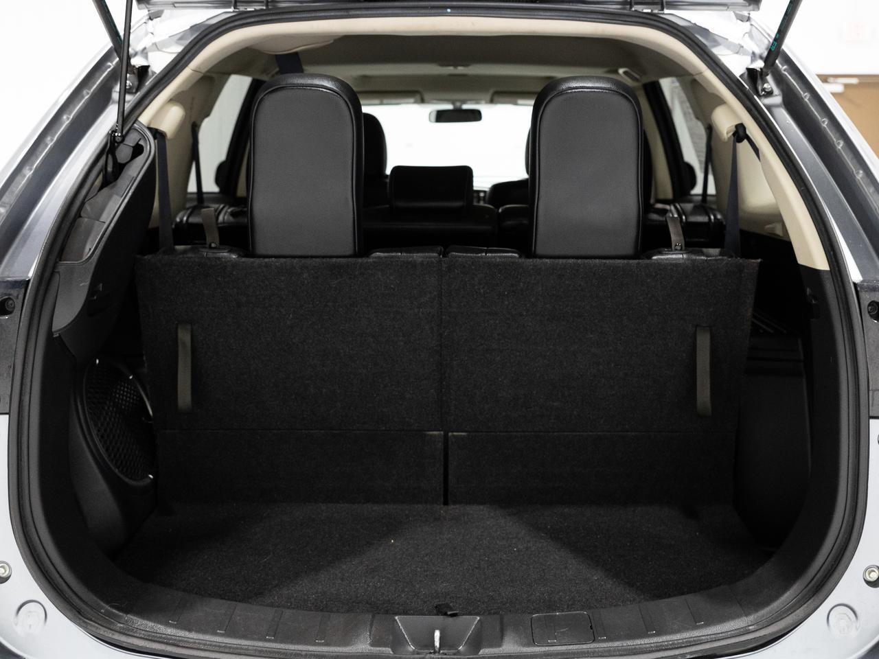 2016 Mitsubishi Outlander SEL AWD 7-Passenger Cranberry PA