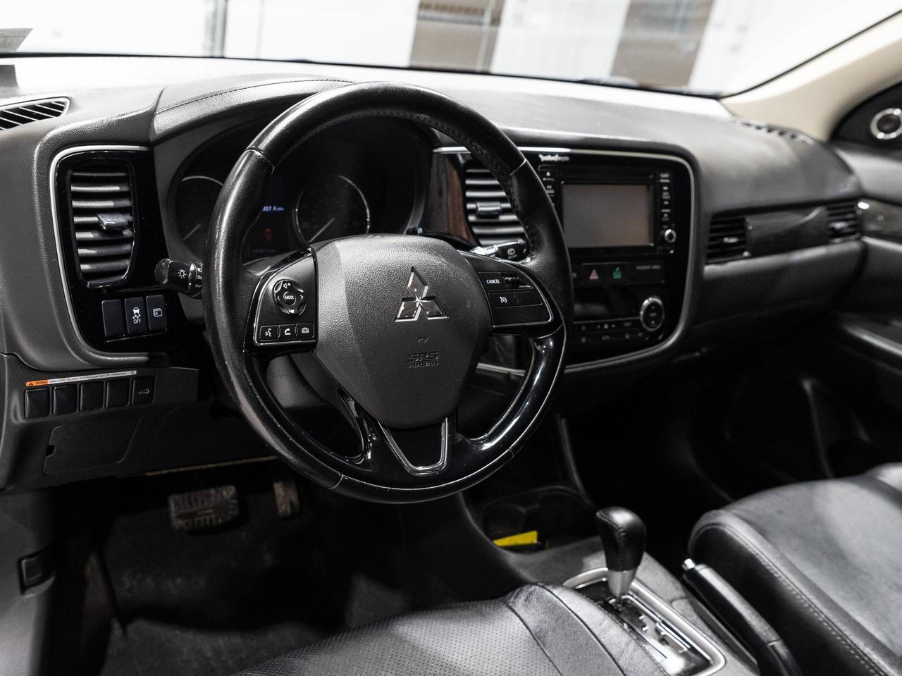 2016 Mitsubishi Outlander SEL AWD 7-Passenger Cranberry PA