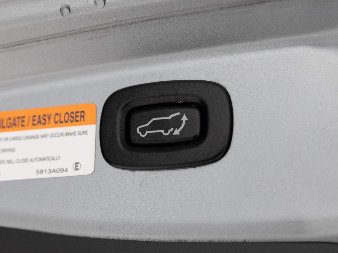 2016 Mitsubishi Outlander SEL AWD 7-Passenger Cranberry PA