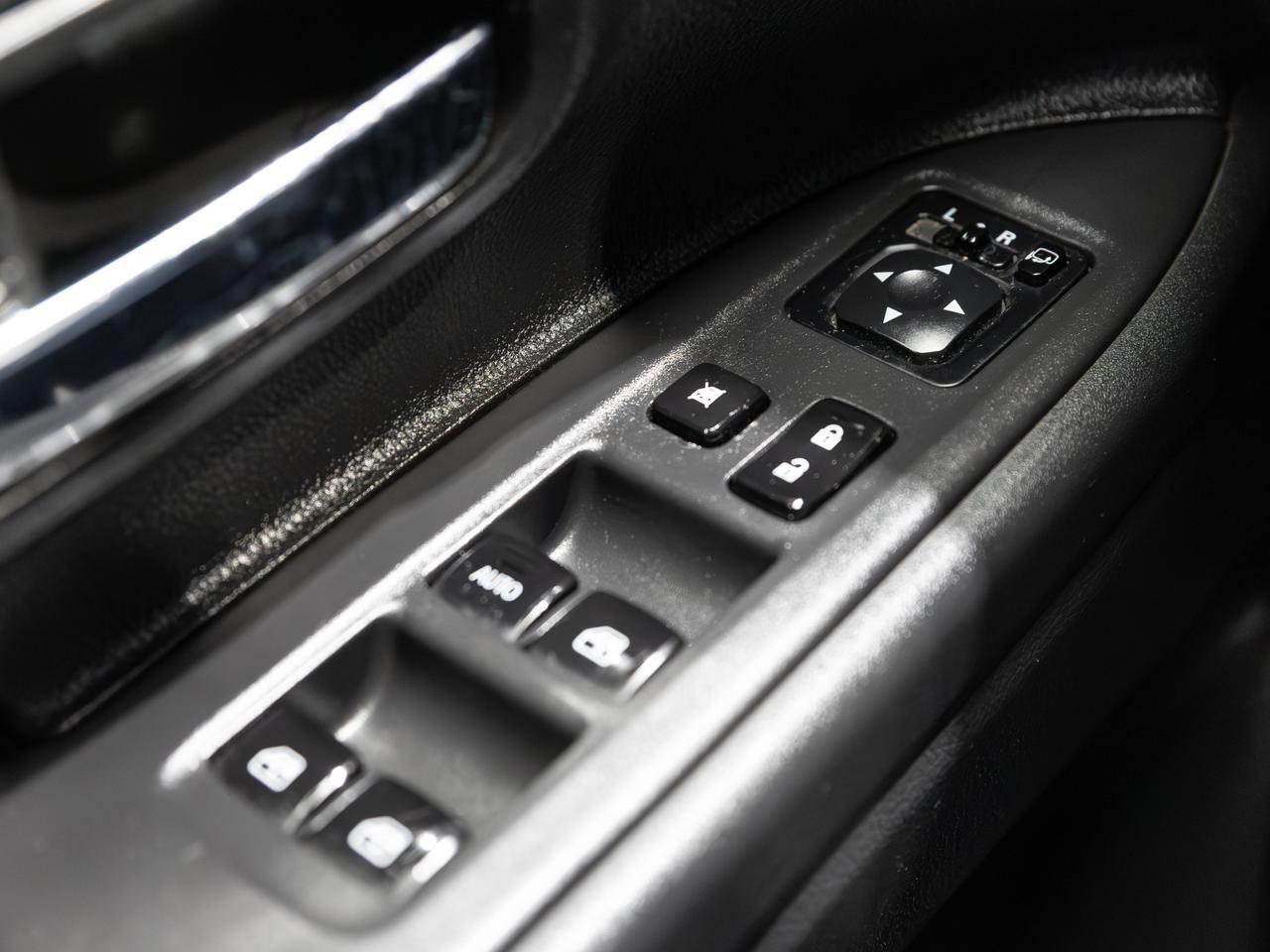 2016 Mitsubishi Outlander SEL AWD 7-Passenger Cranberry PA