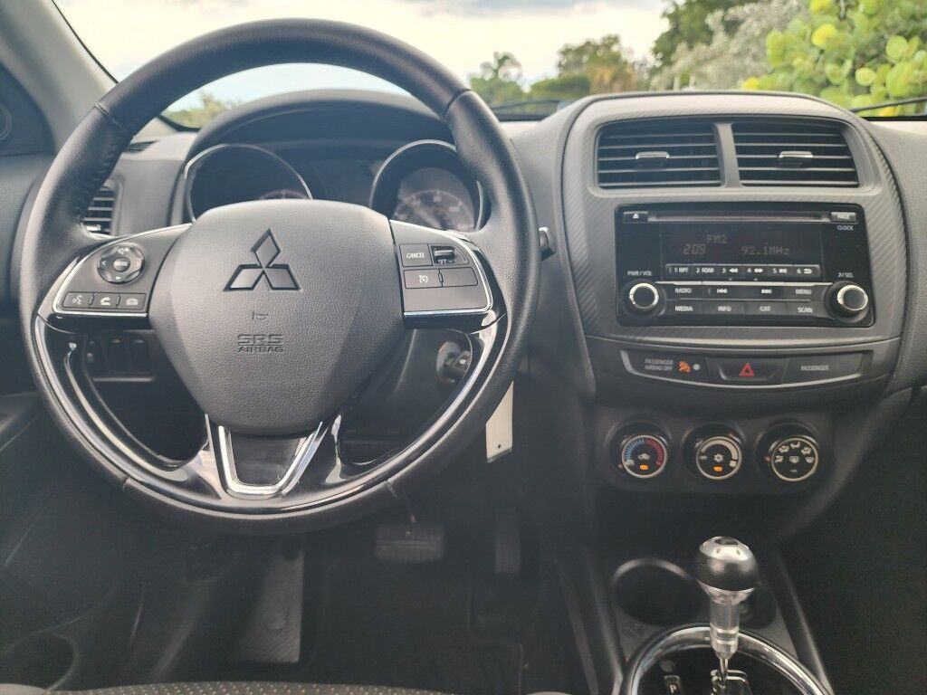2016 Mitsubishi Outlander Sport 2.4 ES~BLUETOOTH~LOW MILES~CRUISE CONTROL~ELECTRONIC BRAKING SYSTEM~SAFETY BRAKE PEDAL SYSTEM Sarasota FL