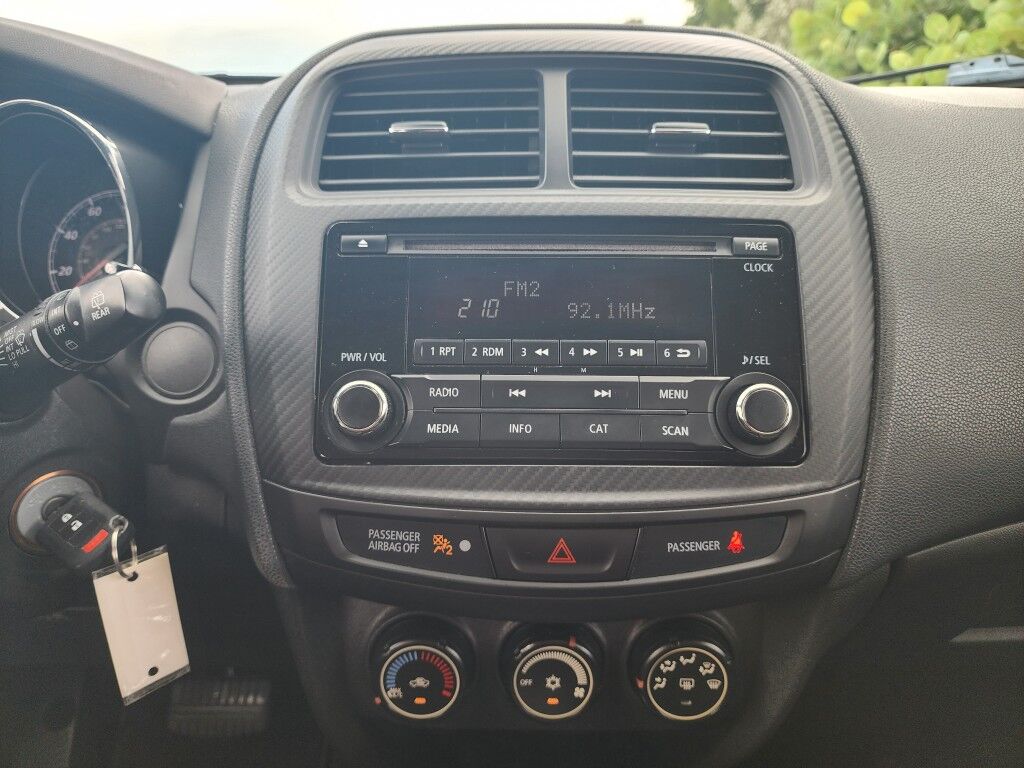 2016 Mitsubishi Outlander Sport 2.4 ES~BLUETOOTH~LOW MILES~CRUISE CONTROL~ELECTRONIC BRAKING SYSTEM~SAFETY BRAKE PEDAL SYSTEM Sarasota FL