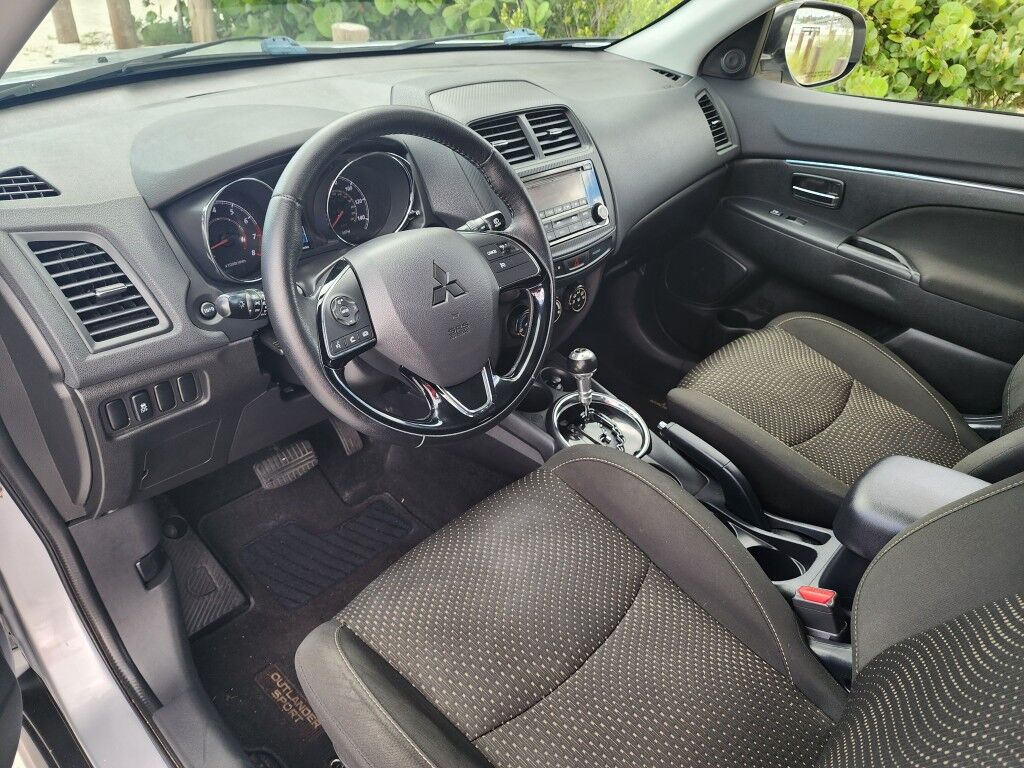2016 Mitsubishi Outlander Sport 2.4 ES~BLUETOOTH~LOW MILES~CRUISE CONTROL~ELECTRONIC BRAKING SYSTEM~SAFETY BRAKE PEDAL SYSTEM Sarasota FL
