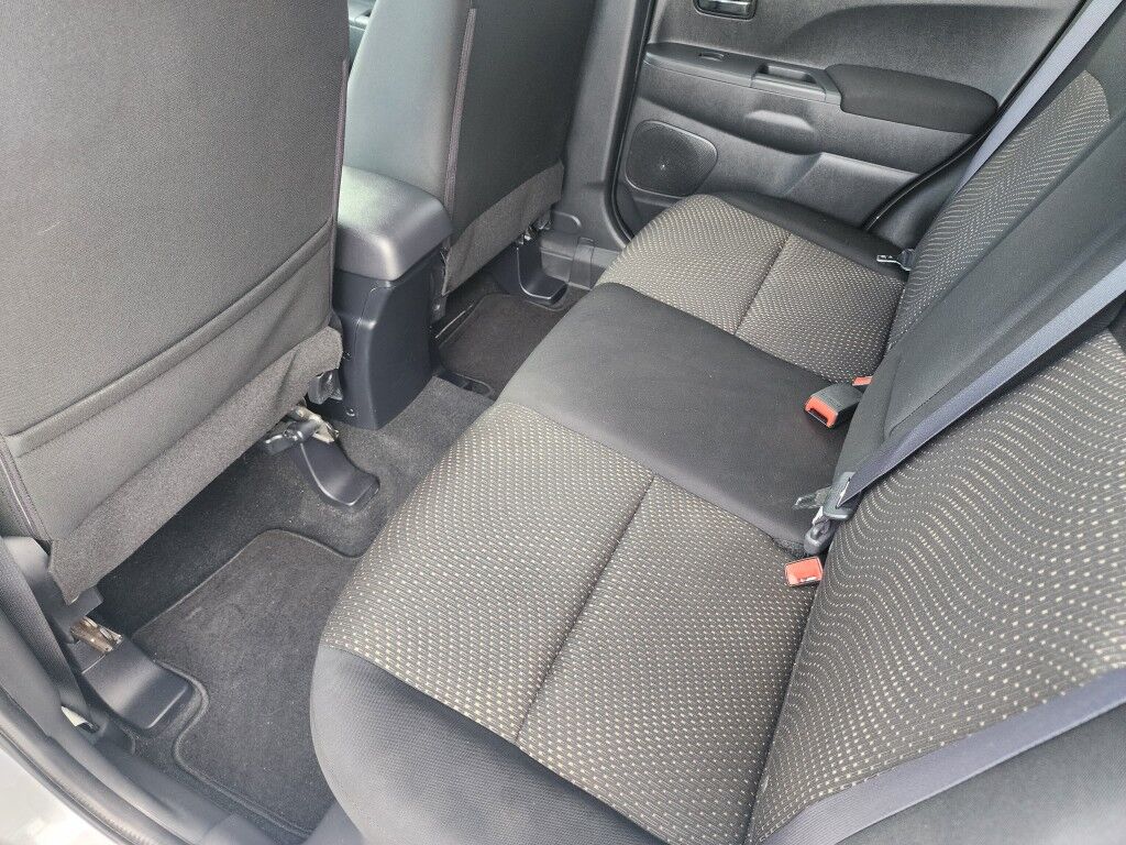 2016 Mitsubishi Outlander Sport 2.4 ES~BLUETOOTH~LOW MILES~CRUISE CONTROL~ELECTRONIC BRAKING SYSTEM~SAFETY BRAKE PEDAL SYSTEM Sarasota FL