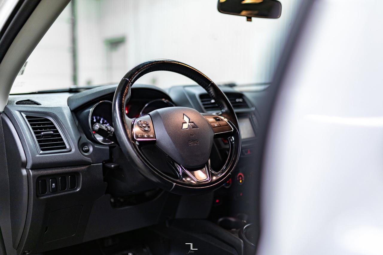 2016 Mitsubishi RVR AWD SE BCam Red Deer AB