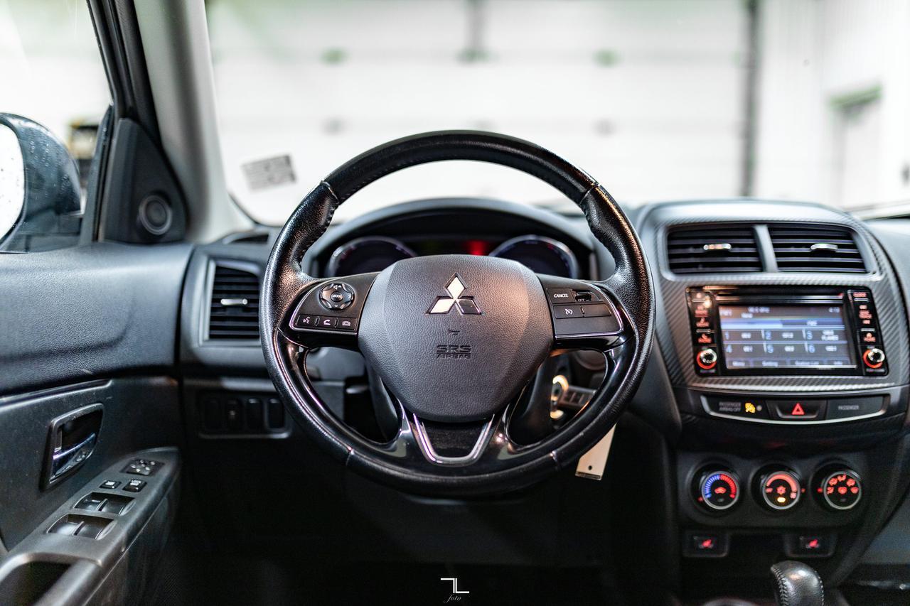 2016 Mitsubishi RVR AWD SE BCam Red Deer AB