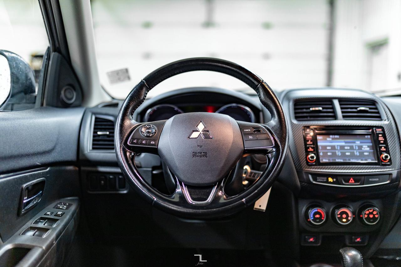 2016 Mitsubishi RVR AWD SE BCam Red Deer AB