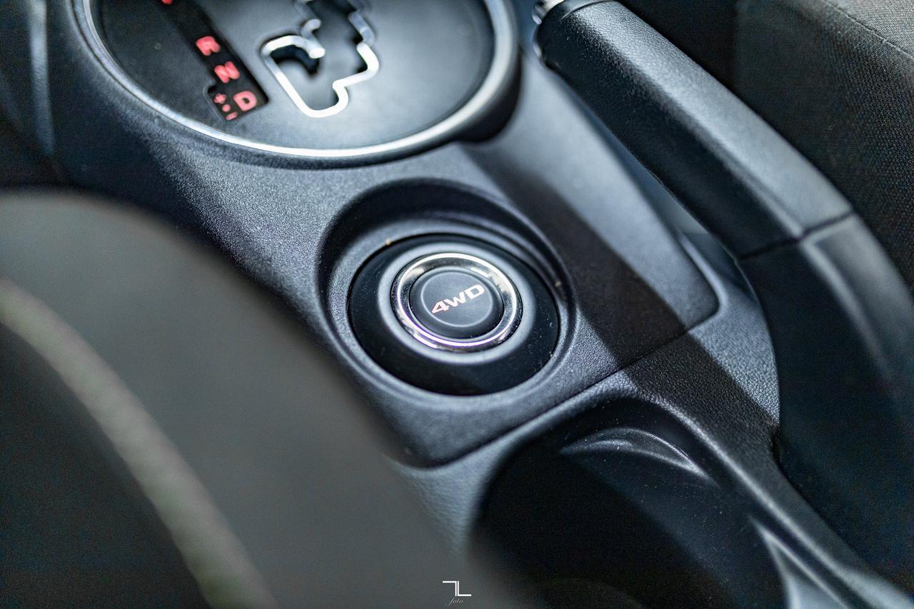 2016 Mitsubishi RVR AWD SE BCam Red Deer AB