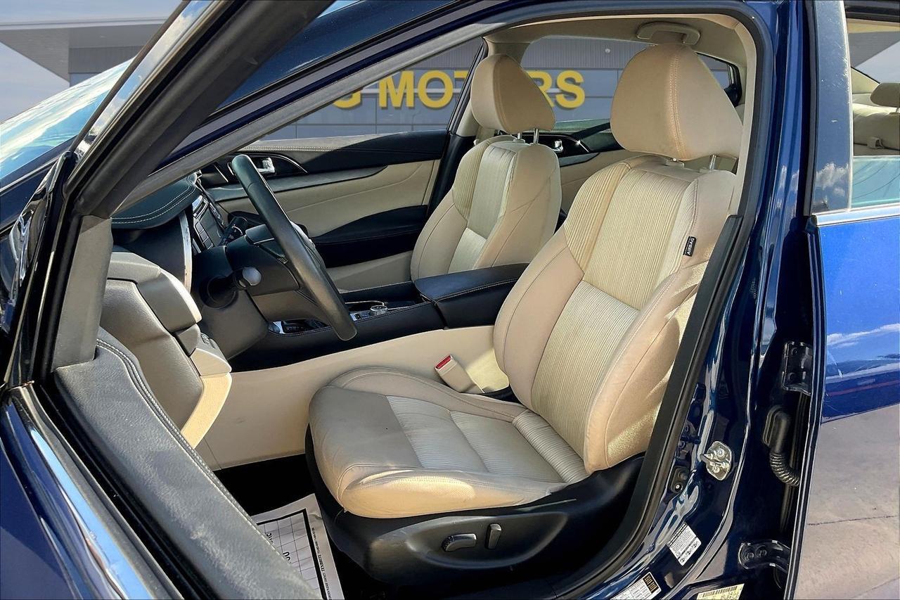 2016 NISSAN MAXIMA 3.5S Houston TX
