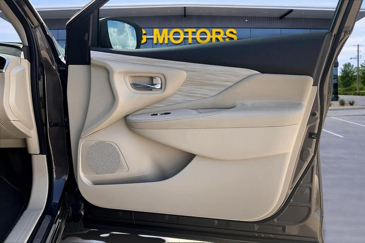 2016 NISSAN MURANO S Houston TX