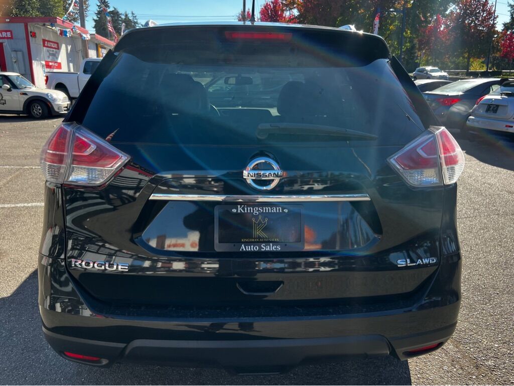 2016 NISSAN ROGUE S Des Moines WA
