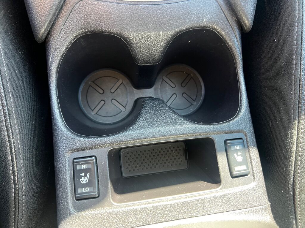 2016 NISSAN ROGUE S Des Moines WA