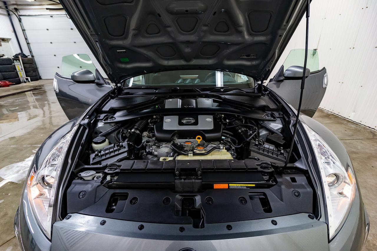 2016 Nissan 370Z Manual Red Deer AB