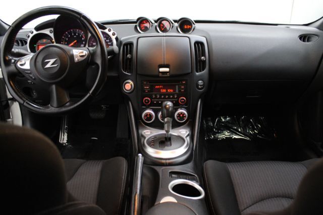 2016 Nissan 370Z Sport