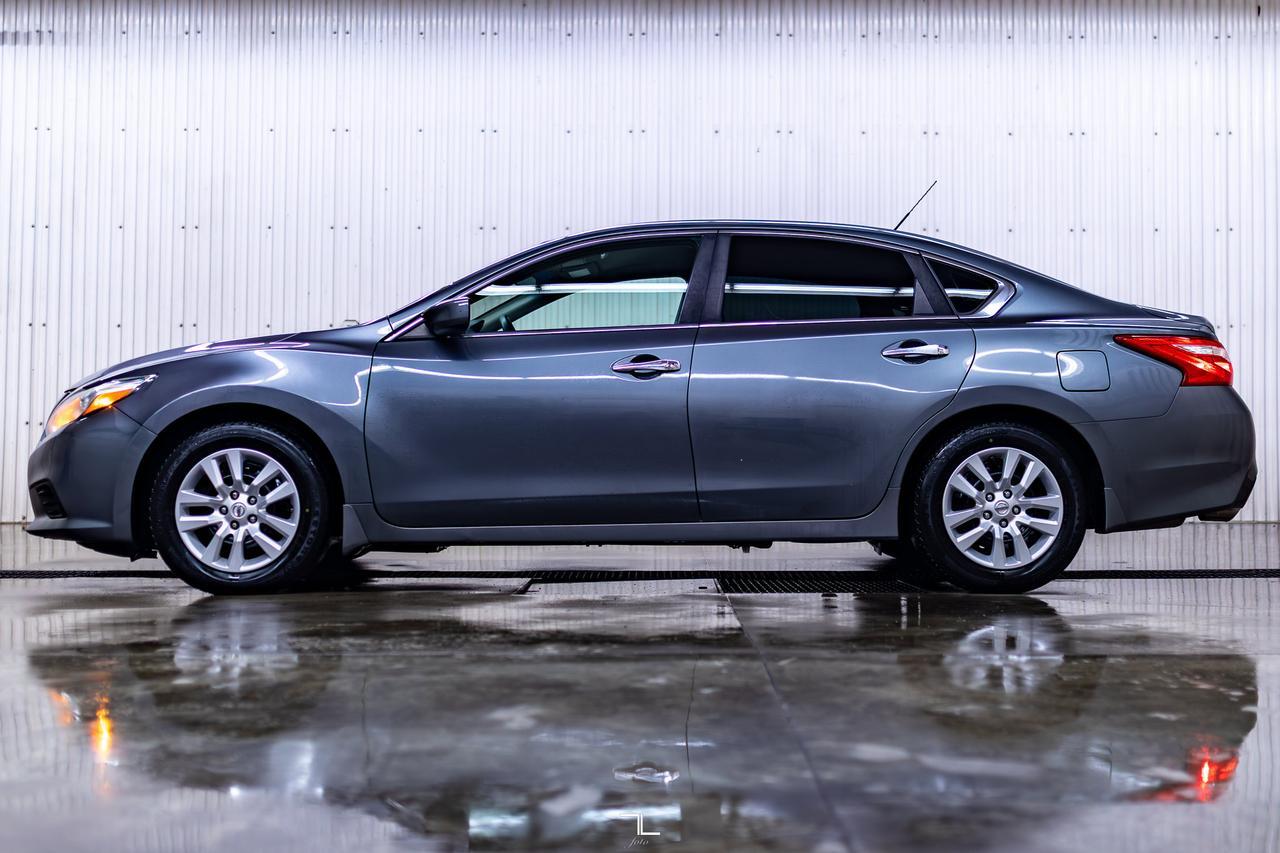 2016 Nissan Altima 2.5 S PSeat BCam Red Deer AB