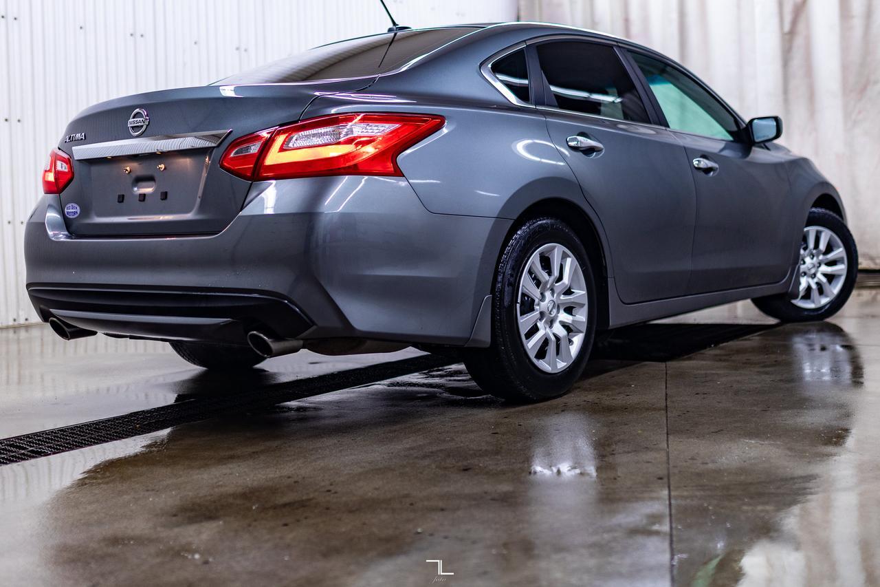 2016 Nissan Altima 2.5 S PSeat BCam Red Deer AB