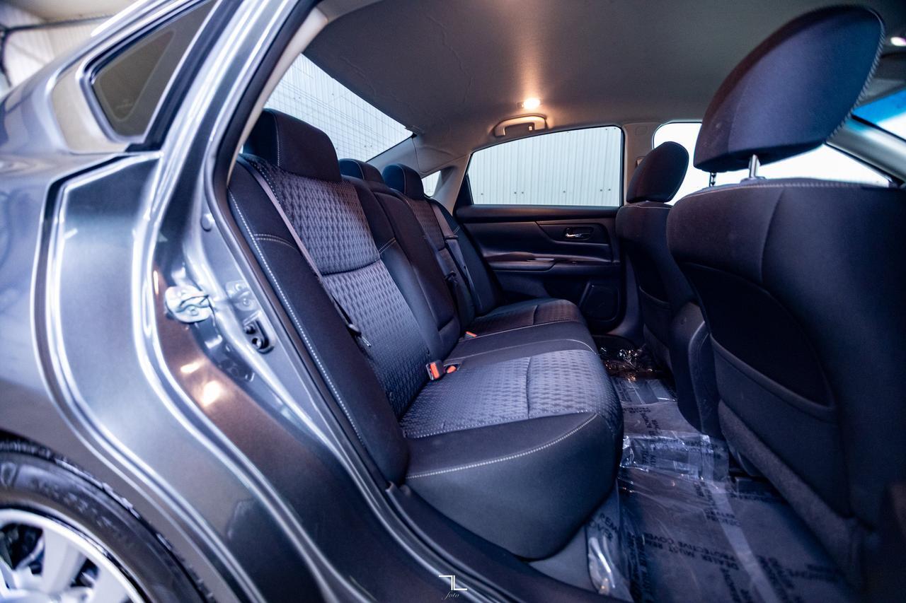 2016 Nissan Altima 2.5 S PSeat BCam Red Deer AB