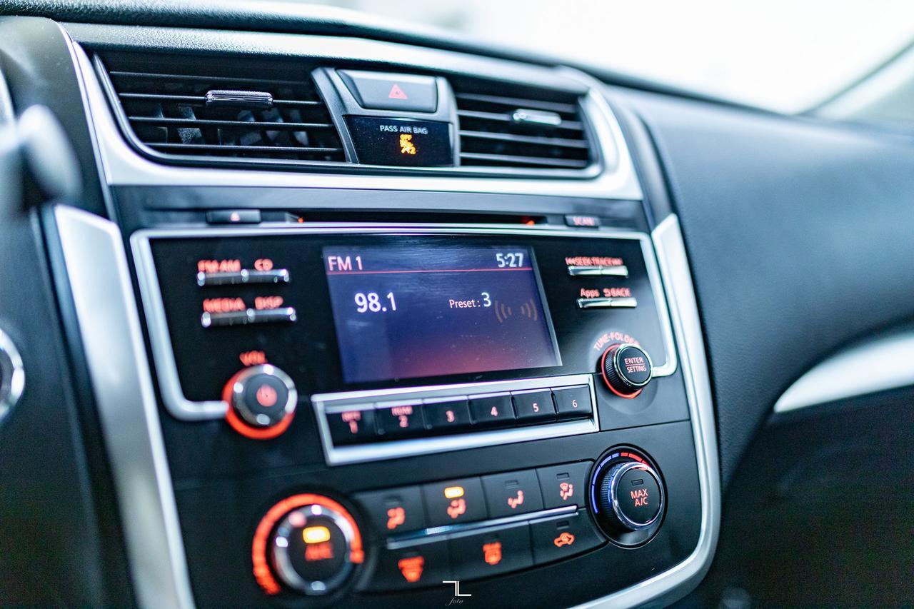 2016 Nissan Altima 2.5 S PSeat BCam Red Deer AB