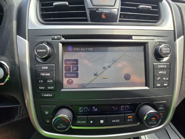 2016 Nissan Altima SL - Photo 14