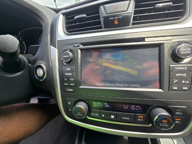 2016 Nissan Altima SL - Photo 12