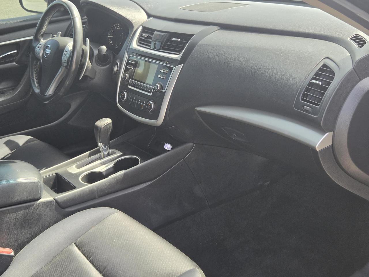 2016 Nissan Altima 4dr Sdn I4 2.5 SR Beeville TX