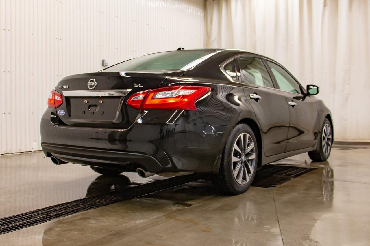 2016 Nissan Altima SL Leather Roof Nav Red Deer AB