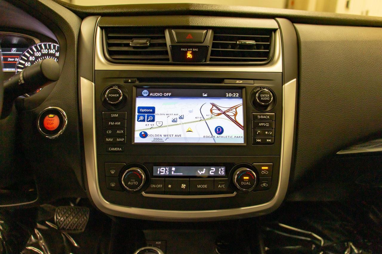 2016 Nissan Altima SL Leather Roof Nav Red Deer AB