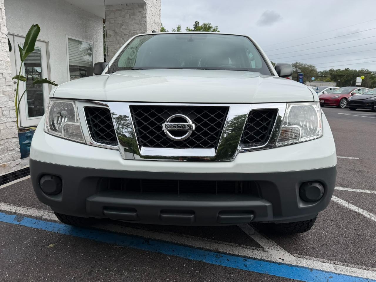 2016 Nissan Frontier 2WD Crew Cab SWB Auto S Jacksonville FL