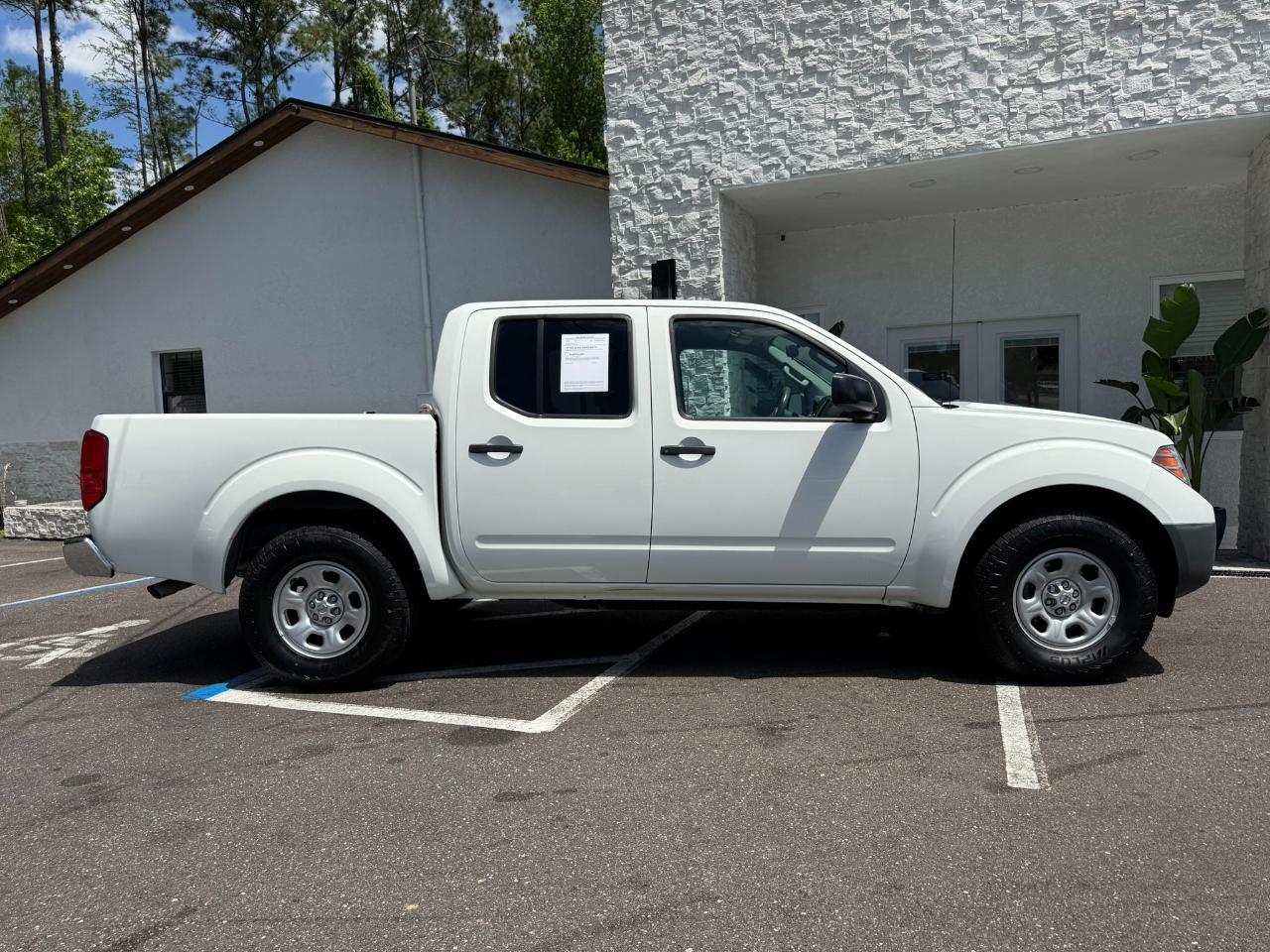 2016 Nissan Frontier 2WD Crew Cab SWB Auto S Jacksonville FL