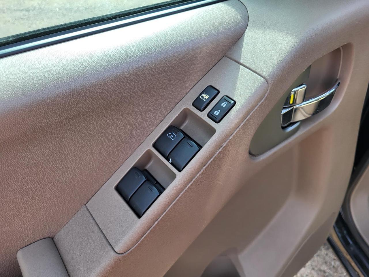 2016 Nissan Frontier 2WD Crew Cab SWB Auto SV Beeville TX